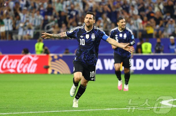 '축신' 메시, 월드컵 최초 7경기 연속 득점…'통산 19호 골'