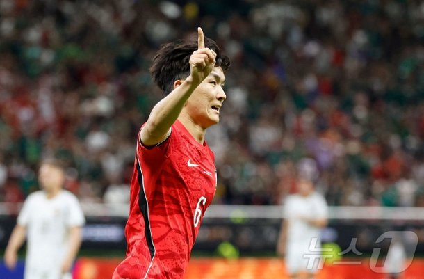 황인범, FC 포르투 간다…"이적료 500만 유로, 내일 메디컬 테스트"