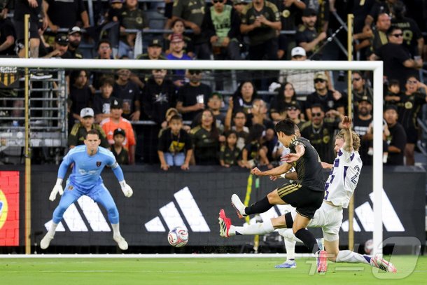 LAFC 손흥민, 솔트레이크전서 전반 11분 선제골