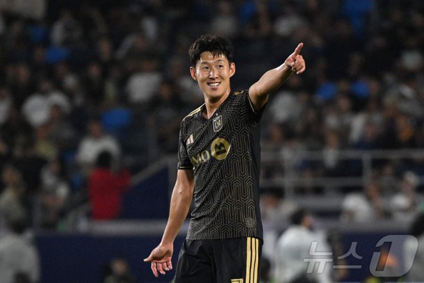LA FC 손흥민, 전반 5분 만에 찰칵…MLS 3경기 연속골