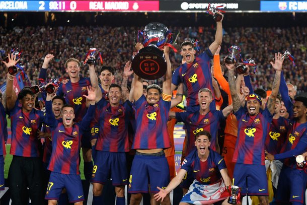 FC바르셀로나, 레알 마드리드전 2-0 승리로 라리가 2연패-통산 V29 달성…플릭 감독의 아버지의 영전에 우승컵 바쳤다!