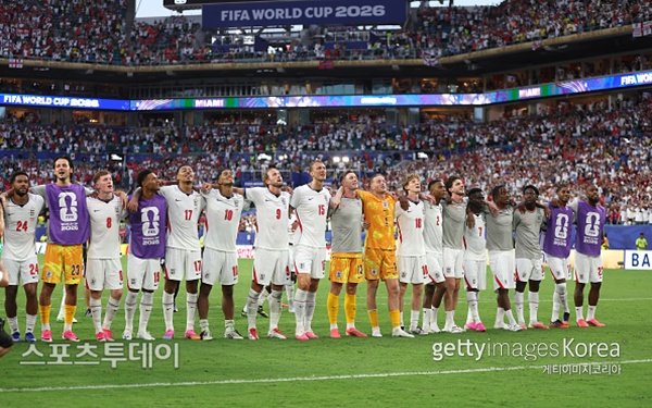 '케이블 맞았나' 잉글랜드 동점골 오심 논란…FIFA "증거 없어" 일축